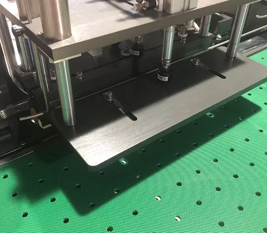 VP-100 vacuum type bag sealing machine
